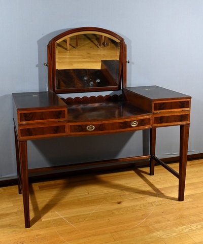 English Mahogany Dressing Table – Early 20th Century