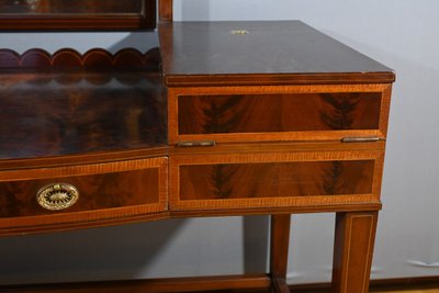 English Mahogany Dressing Table – Early 20th Century