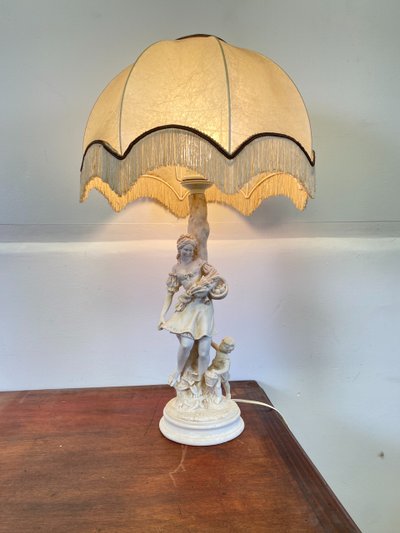 Biscuit Subject Mounted In Lamp Early 20th Century