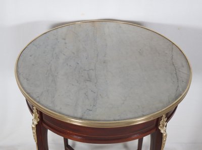 Transition style pedestal table from the late 19th century