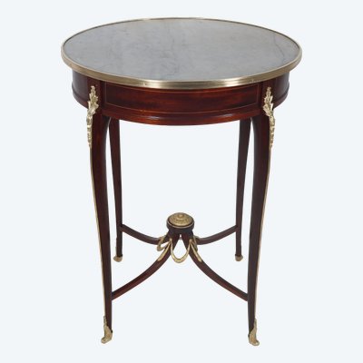 Transition style pedestal table from the late 19th century