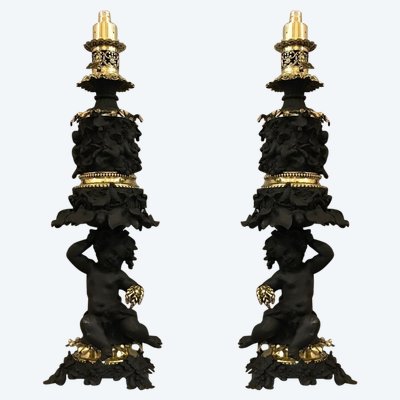 Beautiful pair of spelter, brass and bronze lamps from the 19th century