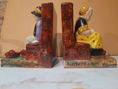 Berthe Savigny bookends faience Quimper