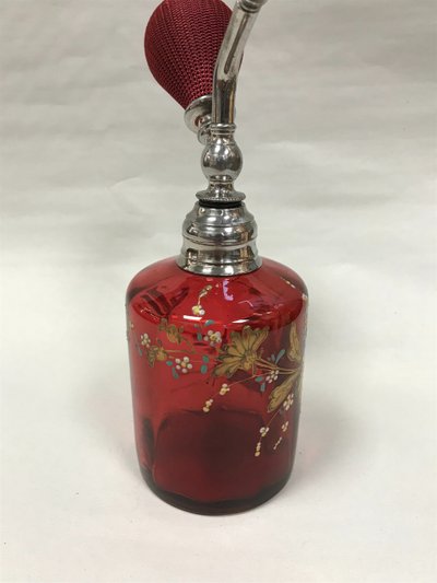 Crystal enamel perfume spray