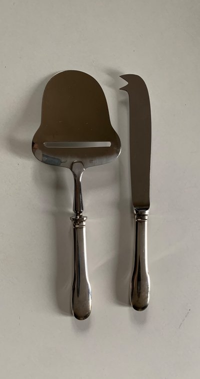 Christofle cheese knife and shovel