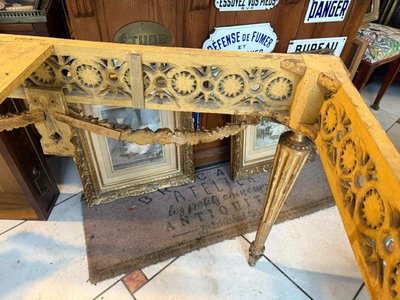 TABLE CONSOLE EPOQUE LOUIS XVI EN BOIS DORE