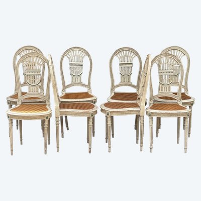 8 Chairs