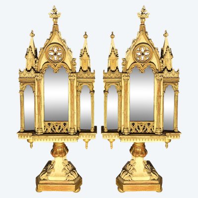 Important Pair of Neo-Gothic Reliquaries – 19th Century