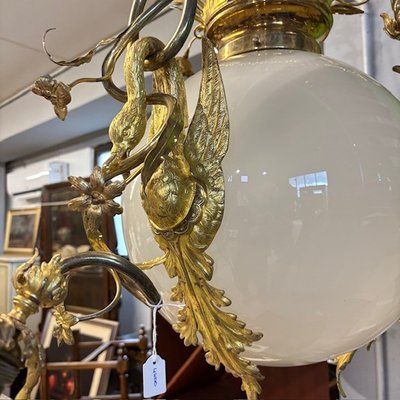 Antico strepitoso Lampadario fine 800 Liberty di grandi dimensioni Cigni . Vetro e bronzo dorato . 