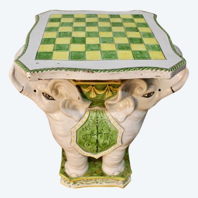 Double Elephant Ceramic Checkered Saddle