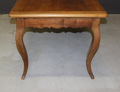 Louis XV Style Table in Walnut, Late 19th Century