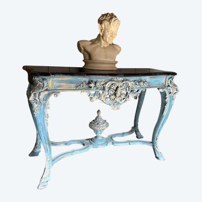 Italian console with mascarons and beautiful sculpture dating from the 19th century