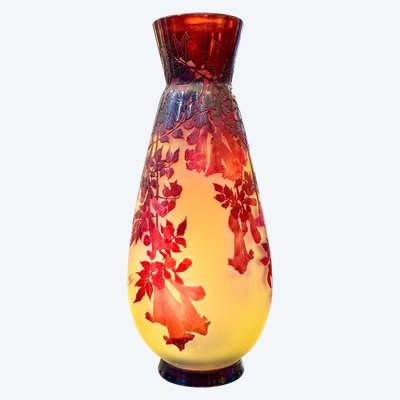 Emile Gallé Important Art nouveau "Bignones Rouges" vase