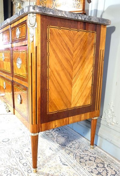 Louis XVI chest of drawers stamped M. Ohneberg