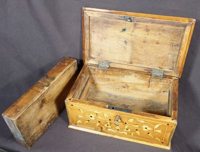 Yew Box with Intarsia Decoration