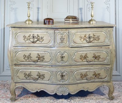 Kommode Tombeau aus der Zeit von Louis XV