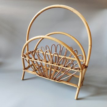 1960 Magnificent magazine rack by Franco Albini. Made in Italy