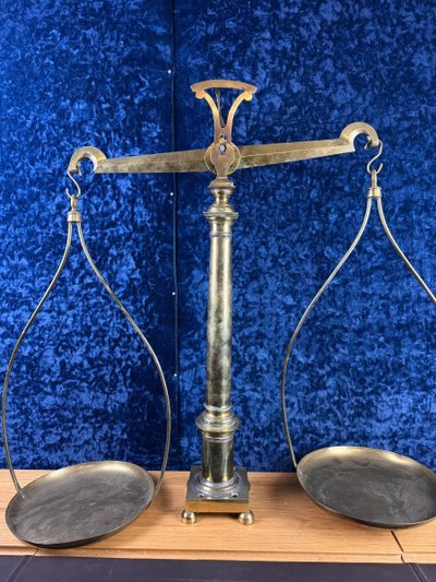 Monumental Apothecary Balance In Bronze And Gilt Brass 19th century / H76cm