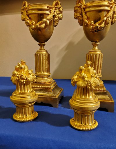 Reversible vases in gilded bronze Candlesticks Louis XVI style 19th century