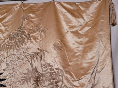 Large Chinese embroidered hanging, late 19th century