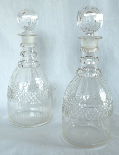 Le Creusot: cut-crystal whisky or cognac decanter - circa 1830