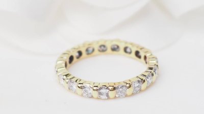 American wedding band in yellow gold and diamonds 1.33ct