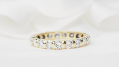 American wedding band in yellow gold and diamonds 1.33ct