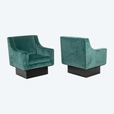 Pair of "Club" armchairs, cubic shape. Circa 1940. LS44012009P