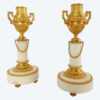 Pair of gilt bronze and marble cassolettes with upside-down candlesticks, Louis XVI style