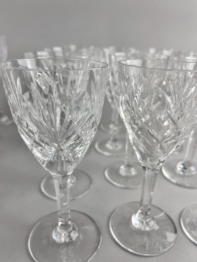 Series of CHANTILLY St Louis model glasses