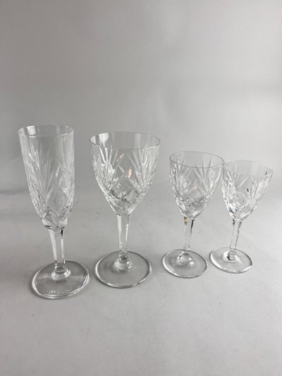 Series of CHANTILLY St Louis model glasses