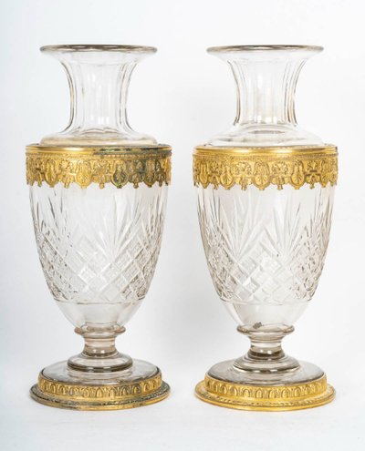 Une Paire De Vases En Cristal Et Bronze Doré Fin XIXème Siècle