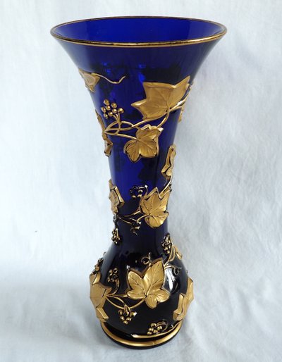 Large Baccarat crystal vase in cobalt blue, gilded ivy garland design