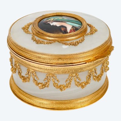 A late 19th century alabaster and gilt bronze jewelry box