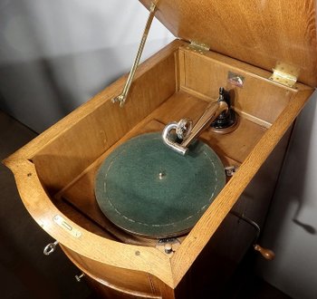  Gramophone Music Cabinet "His Master's Voice" - Inizio XX secolo