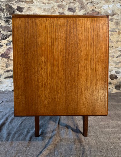 Scandinavian teak sideboard by Victor WILKINS from the 70s