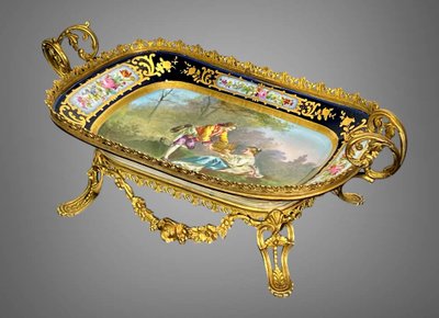 SÈVRES PORCELAIN "CHÂTEAU DES TUILERIE" BOWL ADORNED WITH A BRONZE MOUNTING