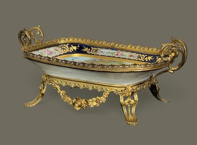 SÈVRES PORCELAIN "CHÂTEAU DES TUILERIE" BOWL ADORNED WITH A BRONZE MOUNTING