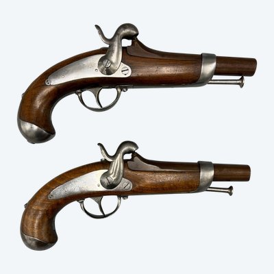 Pair of Gendarmerie PISTOLS, model 1842 - France - XIXth century