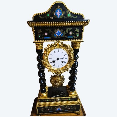 Napoleon lll blackened wood clock with twisted columns - second half of the 19th century