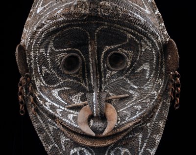 Masque de pignon, art tribal , art océanien, art traditionnel, vannerie, Papouasie Nouvelle Guinée