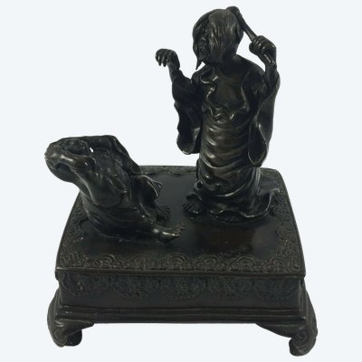 Bronze Japan chocolate patina witch casting spells 19th century