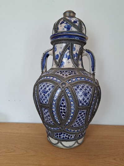 Morocco , Large Covered Pot , Earthenware , Metal , XX°.