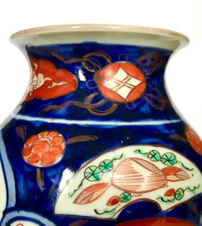 Imari porcelain vase/Compagnie des Indes/ 19th century