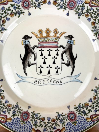 Early 20th Century Brittany: Huge Hand-Painted Coat-of-Arms and Dog Dish