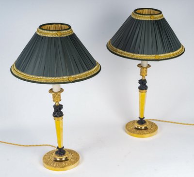 Claude Galle (1759 - 1815) Montée en lampes paire de Flambeaux aux Merveilleuses en Bronze 1810