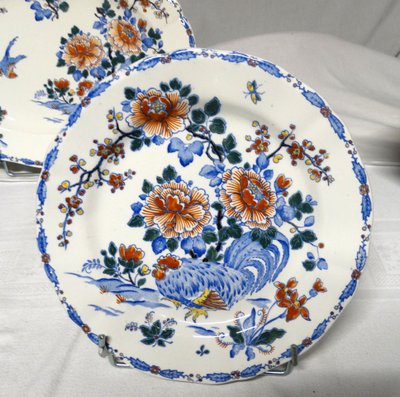 GIEN - Part of earthenware table service. Peony rooster model. 15 pieces.