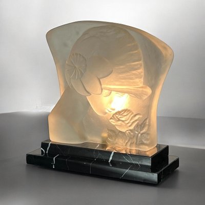 LAMPE ÉPOQUE ART DÉCO EN PÂTE DE VERRE SUR SOCLE EN MARBRE " VISAGE DE FEMME "