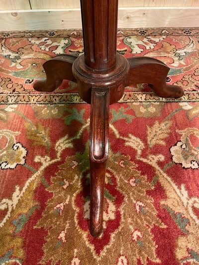 Louis XVI style tripod rack and pinion pedestal table