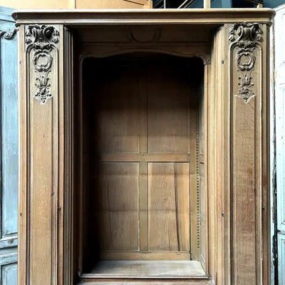 Oak bookcase in the Jansen style